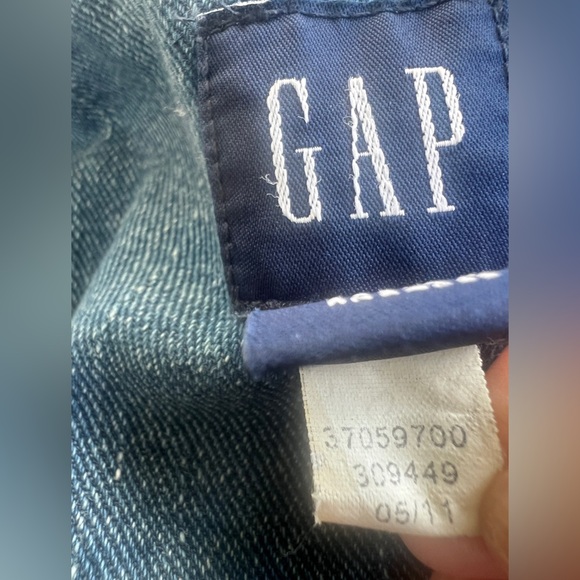 Gap 2011 Vintage Denim Trucker Jacket S Classic Blue Jean Coat Casual Button-Up - Picture 9 of 16